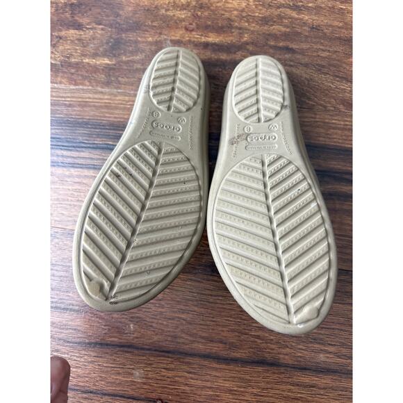 Crocs Sandals 8 Toupe Silver Sanrah Circle Slide Beach Round Flats - Picture 4 of 6